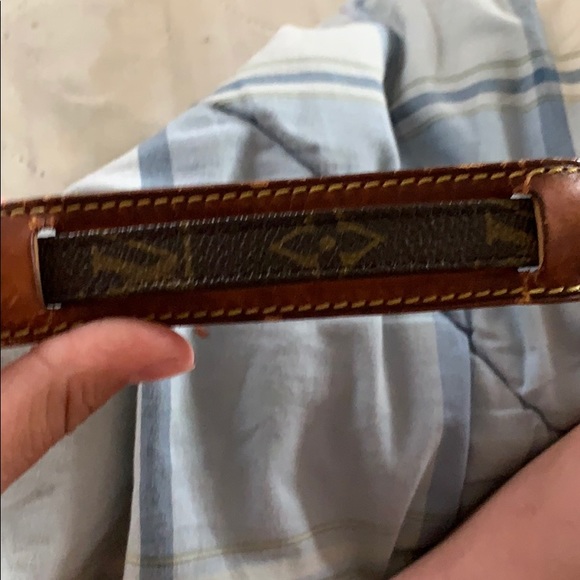 Louis Vuitton crossbody AUTHENTIC!!!!! - Picture 7 of 7